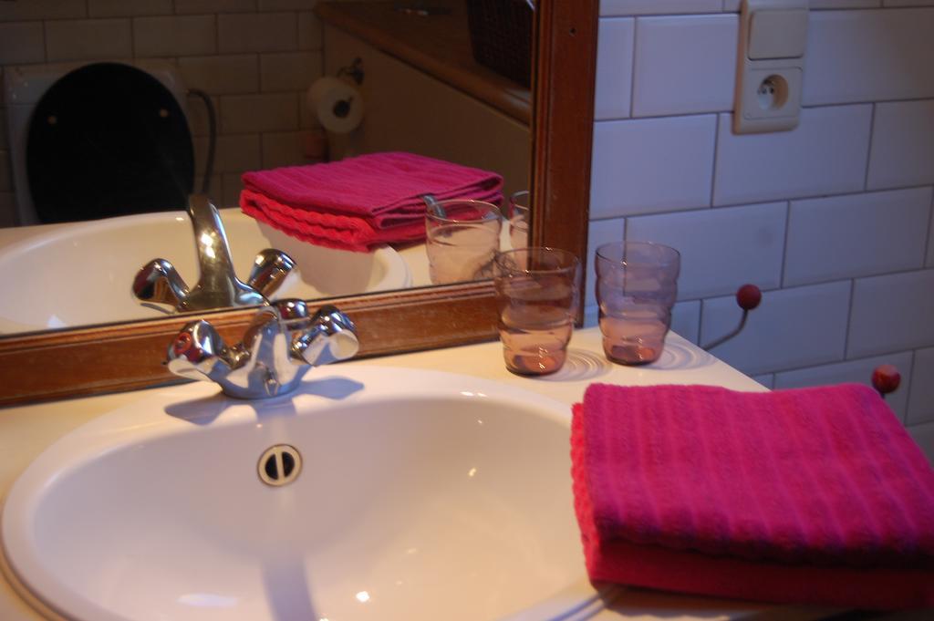 B&B Geertje Henckens Gent Ruang foto