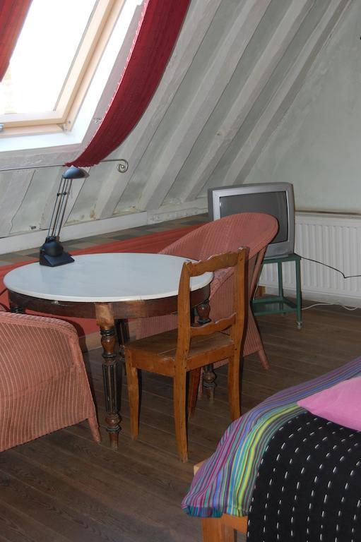 B&B Geertje Henckens Gent Ruang foto